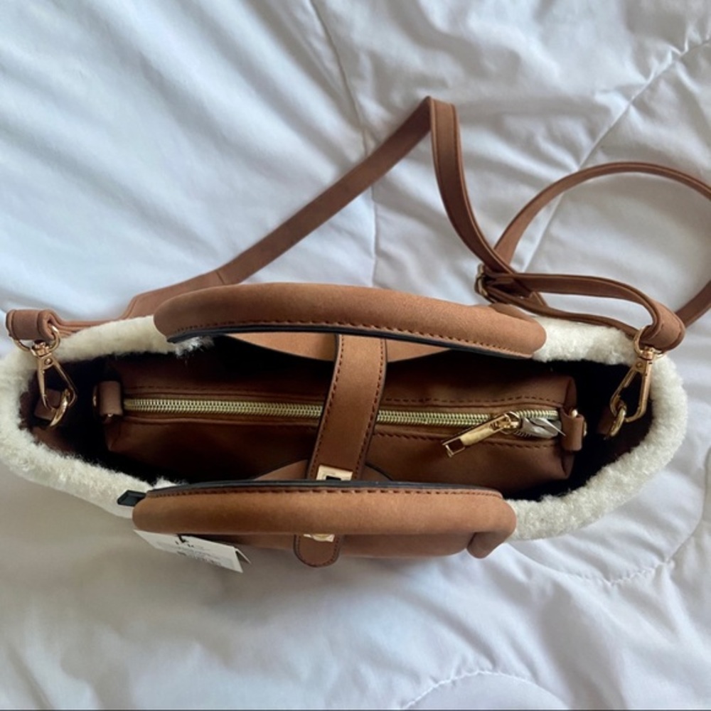 COPY - FFC Lydia Faux Sheep Fur Handbag NWT - Picture 6 of 9